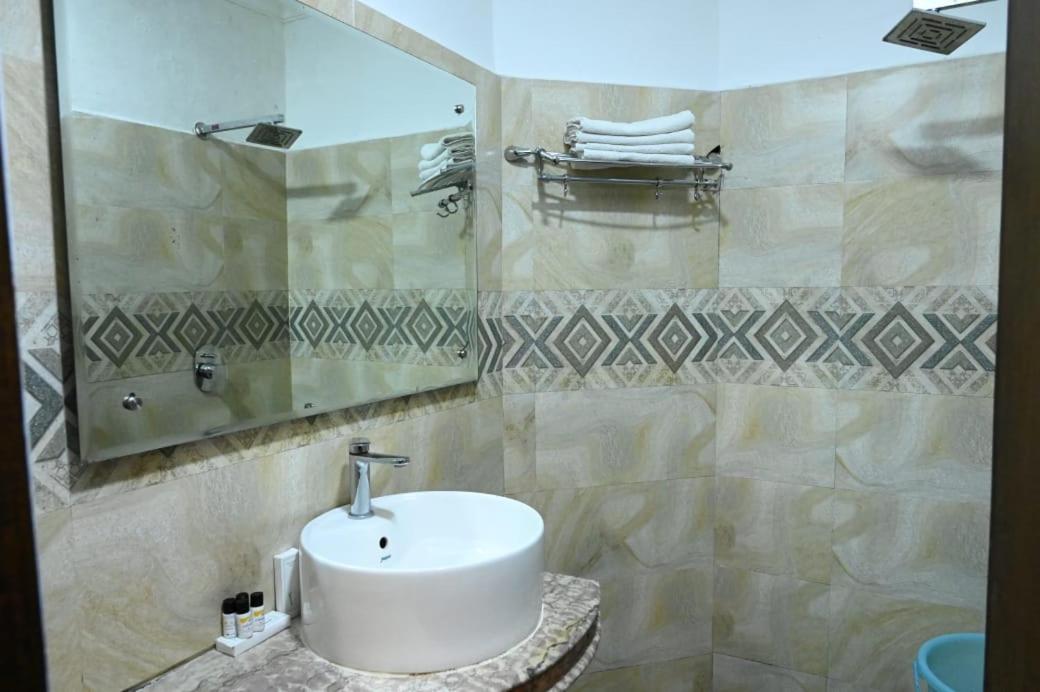 Hotel Grace Mount Dalhousie Habitación foto